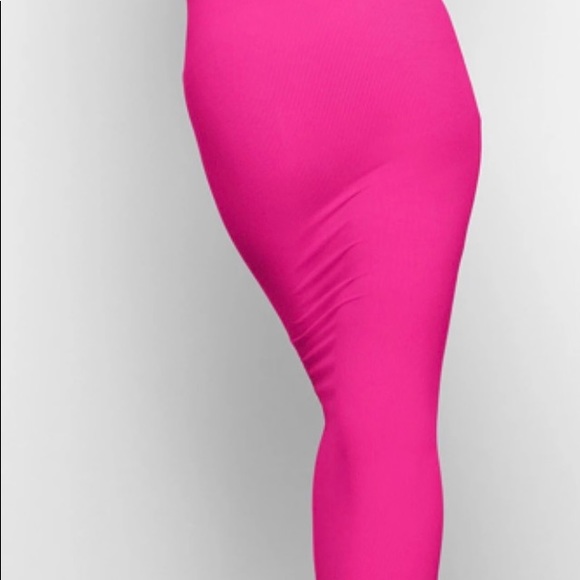 💜Skims💜 long maxi dress Hot pink New medium - Picture 5 of 9